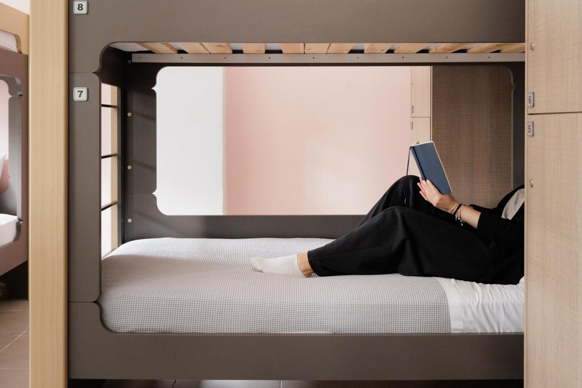 Local Hostel & Suites Potamós エクステリア 写真