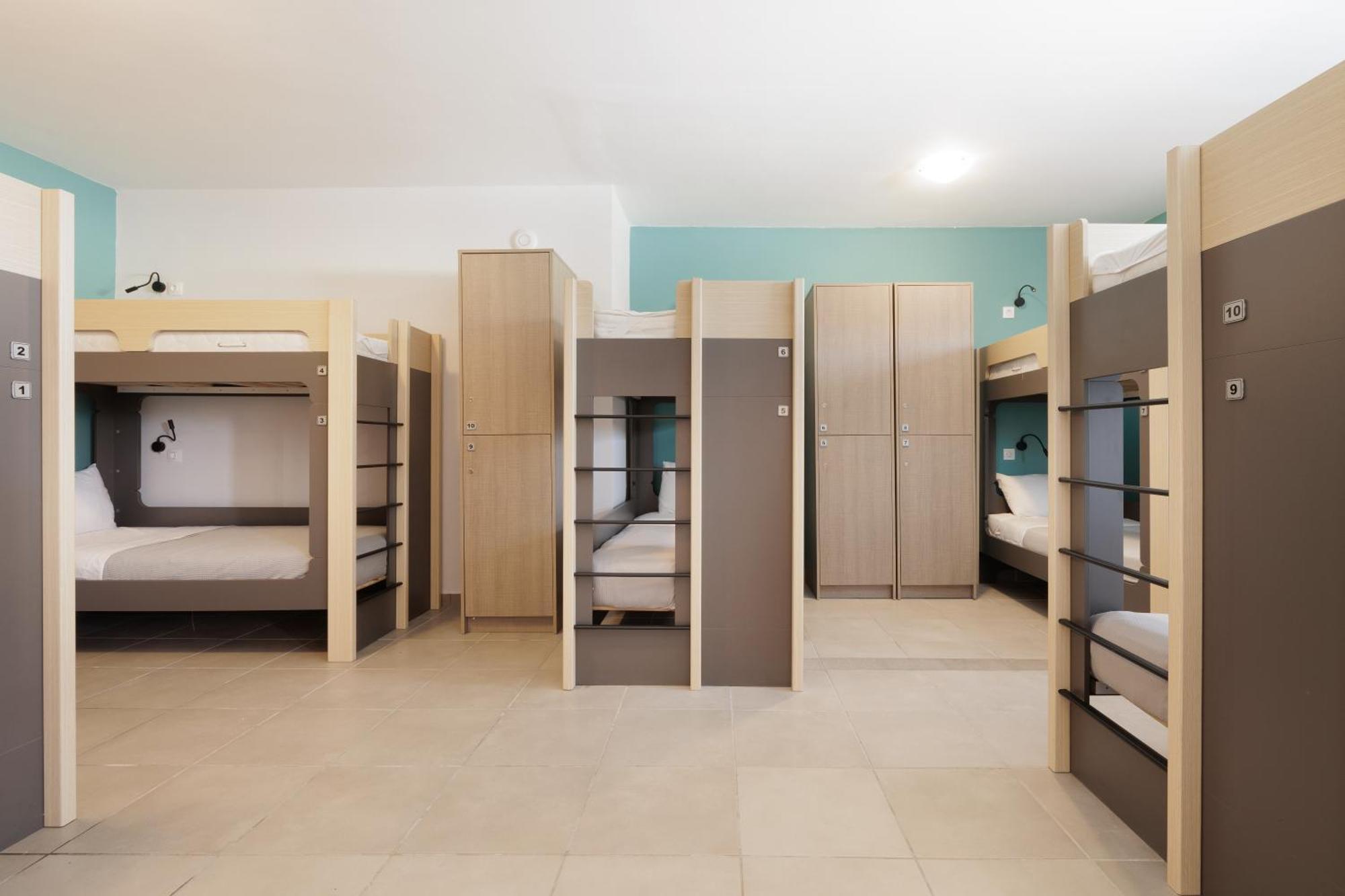 Local Hostel & Suites Potamós エクステリア 写真