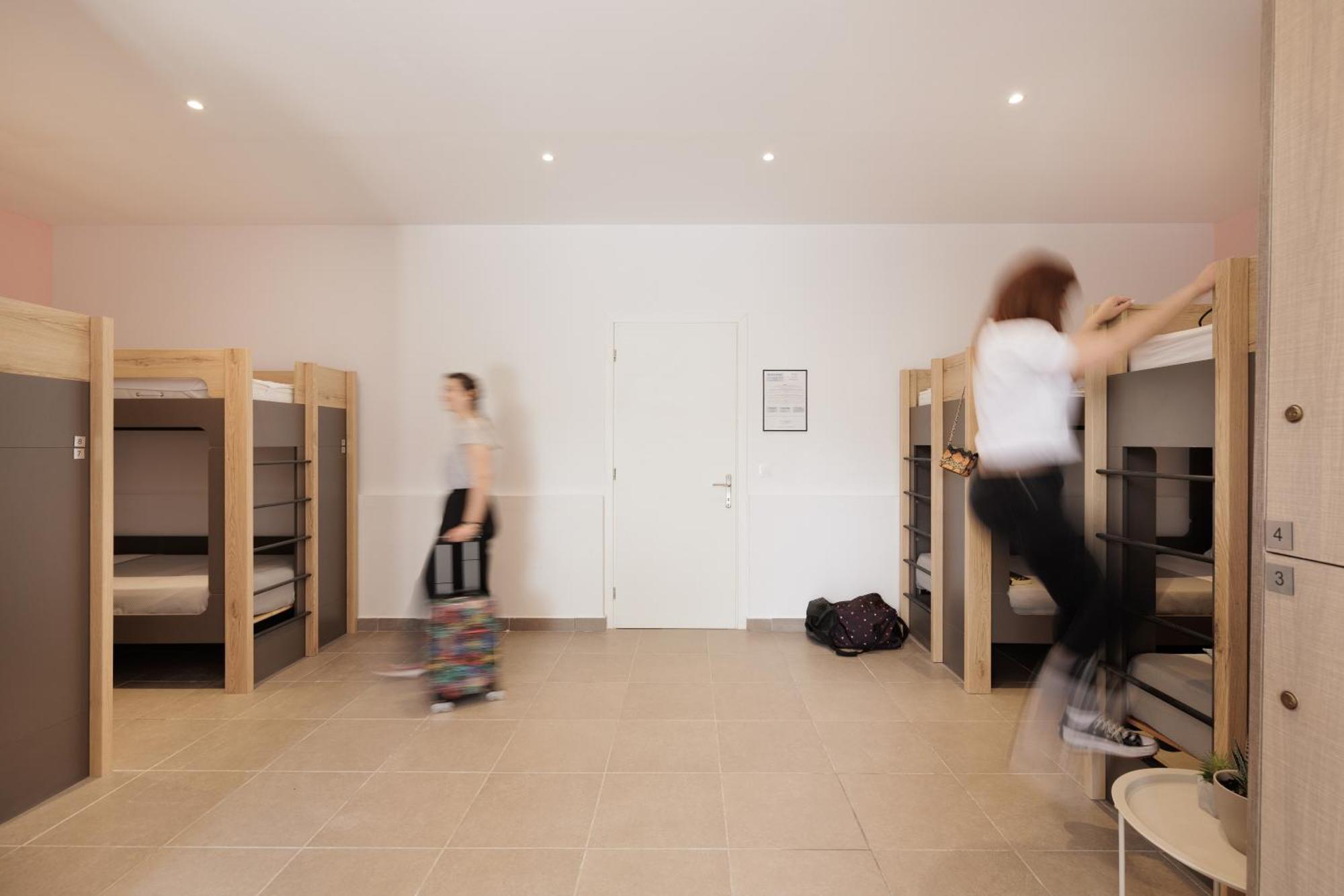 Local Hostel & Suites Potamós エクステリア 写真