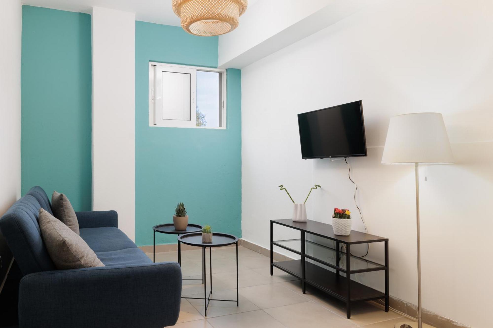 Local Hostel & Suites Potamós エクステリア 写真