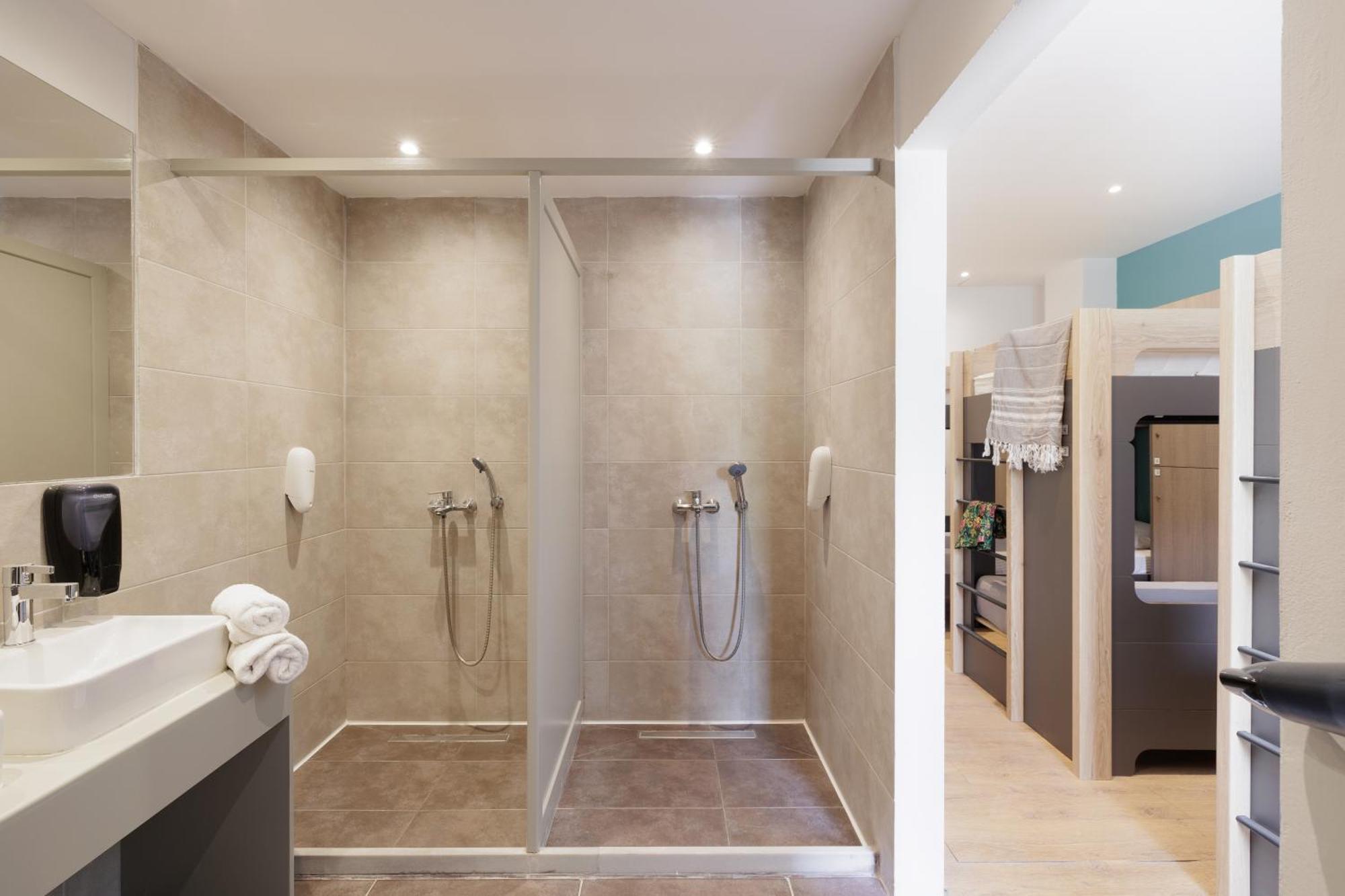 Local Hostel & Suites Potamós エクステリア 写真