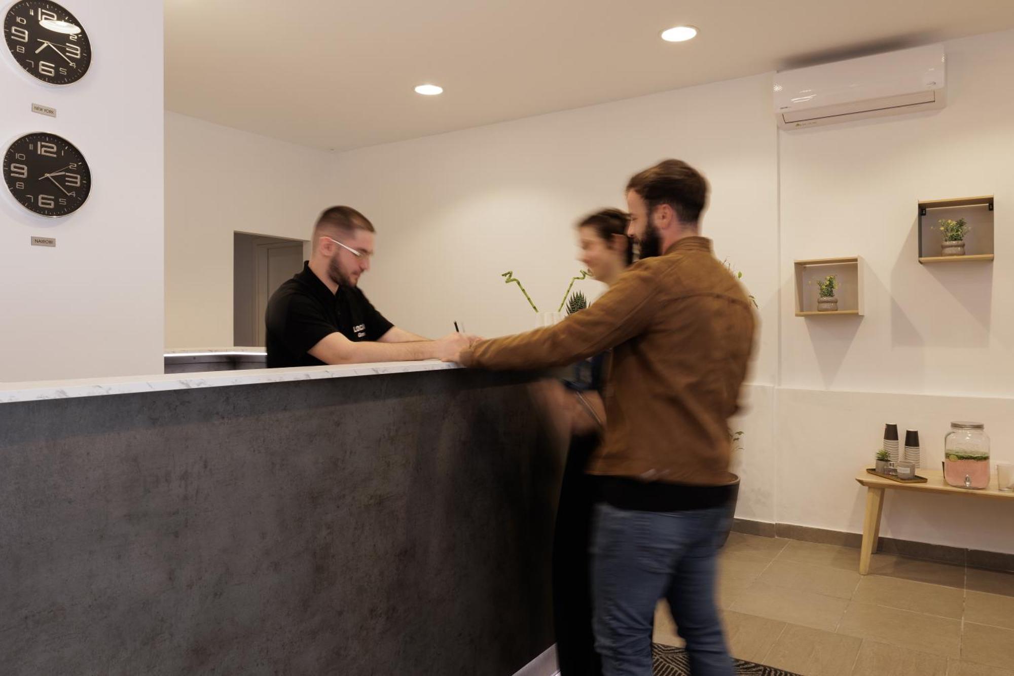 Local Hostel & Suites Potamós エクステリア 写真