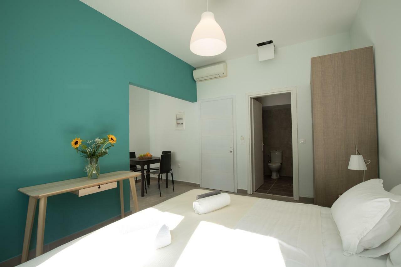 Local Hostel & Suites Potamós エクステリア 写真