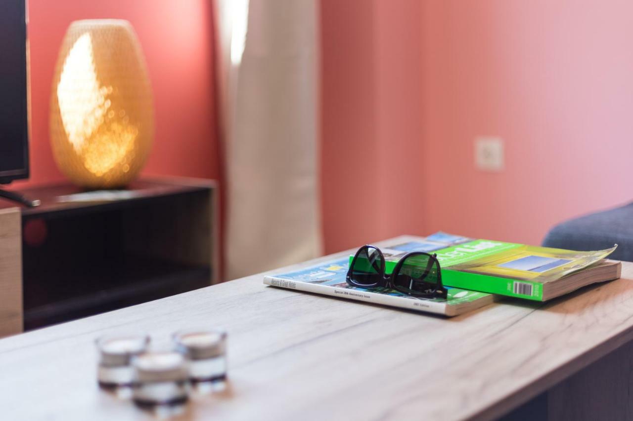 Local Hostel & Suites Potamós エクステリア 写真
