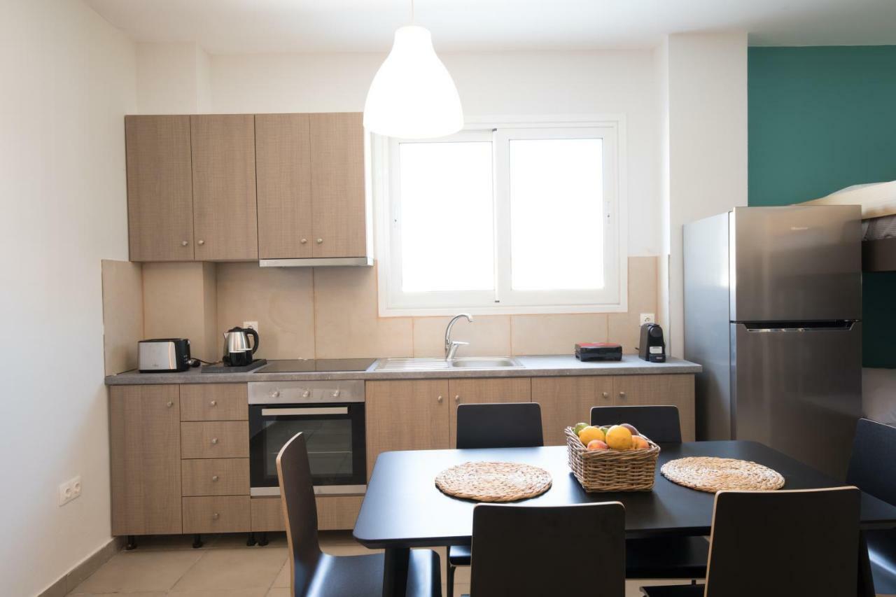 Local Hostel & Suites Potamós エクステリア 写真